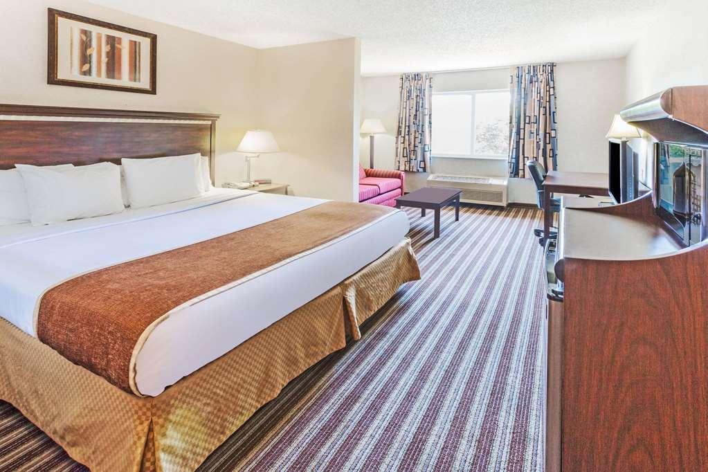 Days Inn & Suites By Wyndham Vancouver Rom bilde